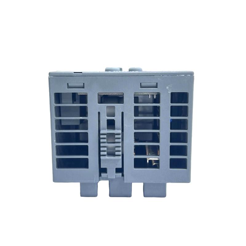 PM582 1SAP140200R0100 6