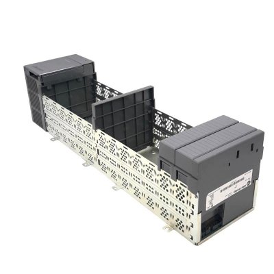 Allen Bradley 1746-A13 SLC System 13-Slot Chassis 30-Day Returns！