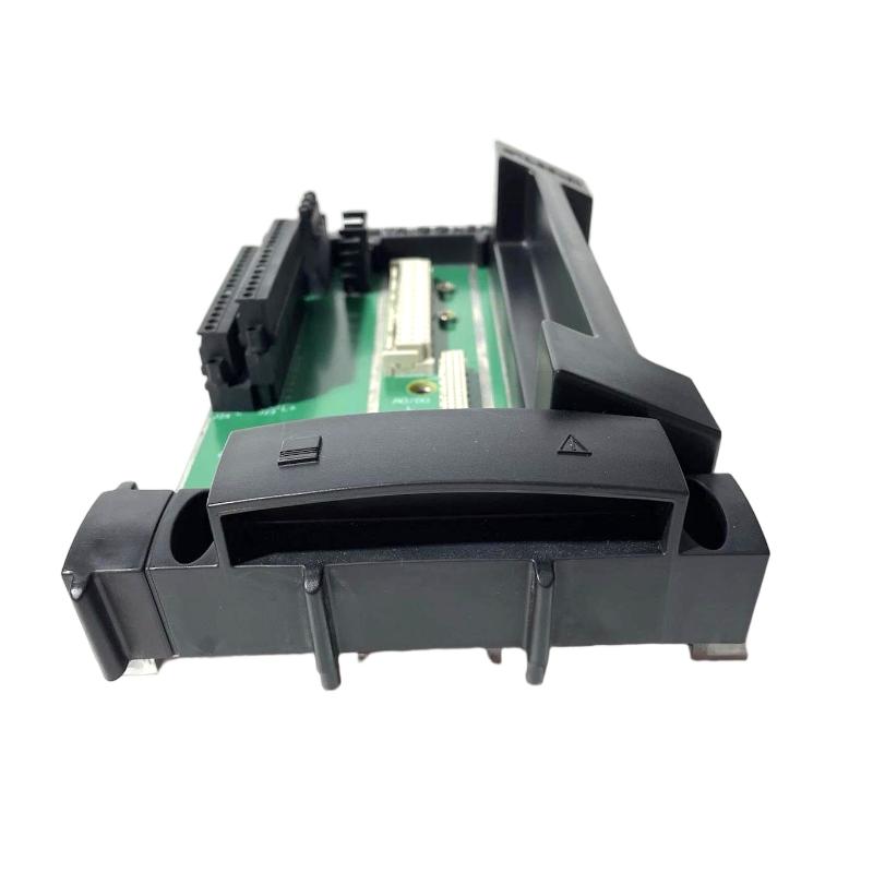 Triconex DO 2401H 7400219-030 (2)